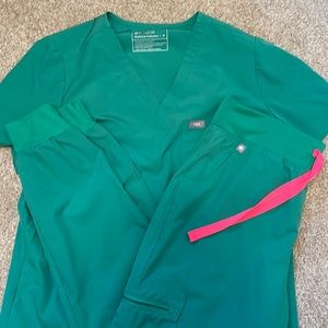 Size medium fig scrubs, green